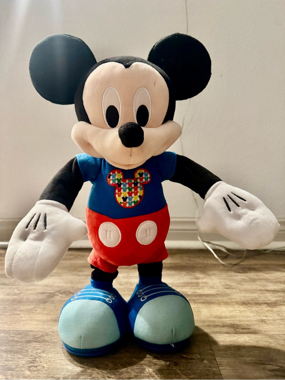 Mickey Disney Junior Hot dog Dance break mouse interactive plush toy